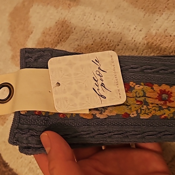 Garden Brunch Crew Socks - Picture 3 of 4